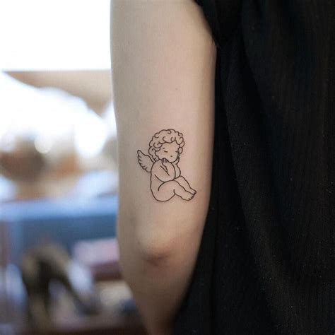 tatuajes de angelitos bebes para mujer|Angelitos bebés por Yasmin Coiado